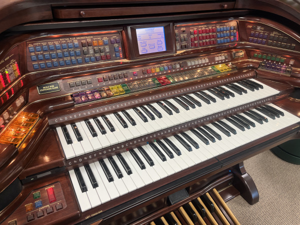 Royale piano price hotsell
